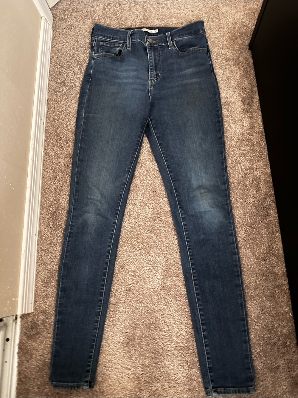 Levi’s High Rise jeans Size 27 0545